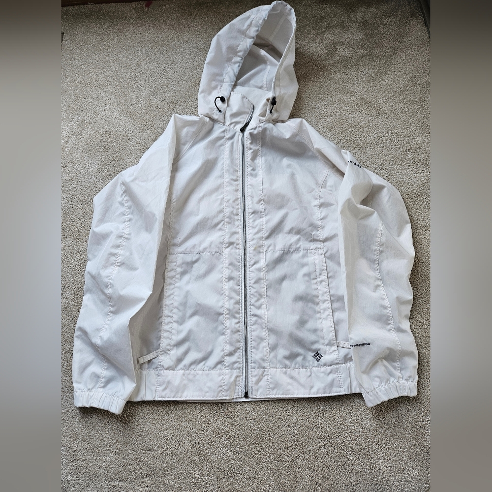 Columbia Women's Scattered Showers Jacket, Small, White